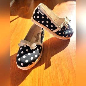 Moschino Kids girls size 25 = 9